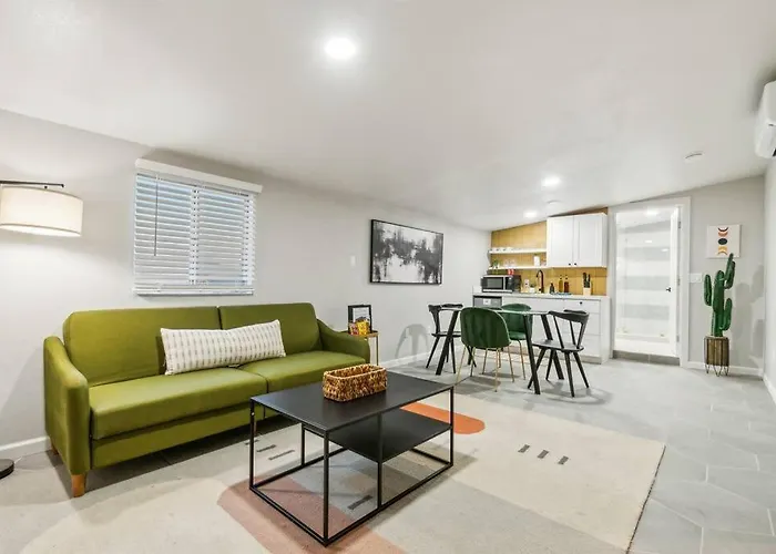 Apartment Mid-century Modern Casita Phoenix
